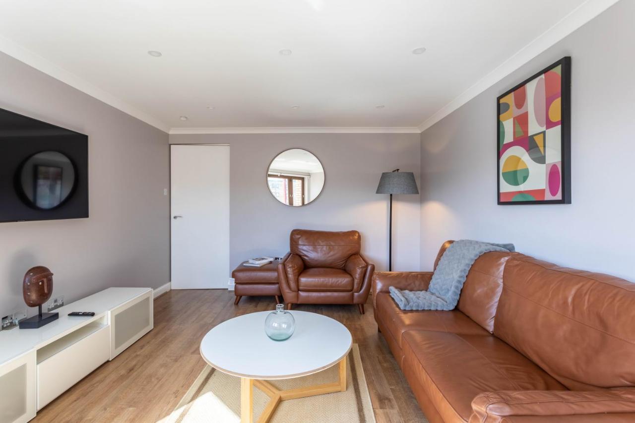 Stunning 1 Bed Merchant City Apartment With Parking Glasgow Exterior photo
